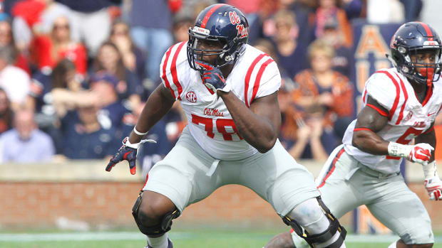 laremy-tunsil-ole-miss-2016-nfl-mock-draft.jpg